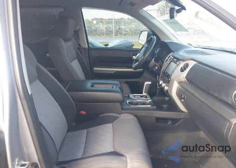 2017 Toyota Tundra Sr5 5.7L V8 из США, поврежденный, VIN 5TFDY5F14HX584946